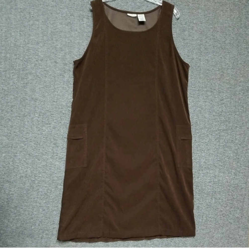 Women's White Stag Size XP Brown Pullover,  Sleeveless Zipped Pockets, Hemmed
